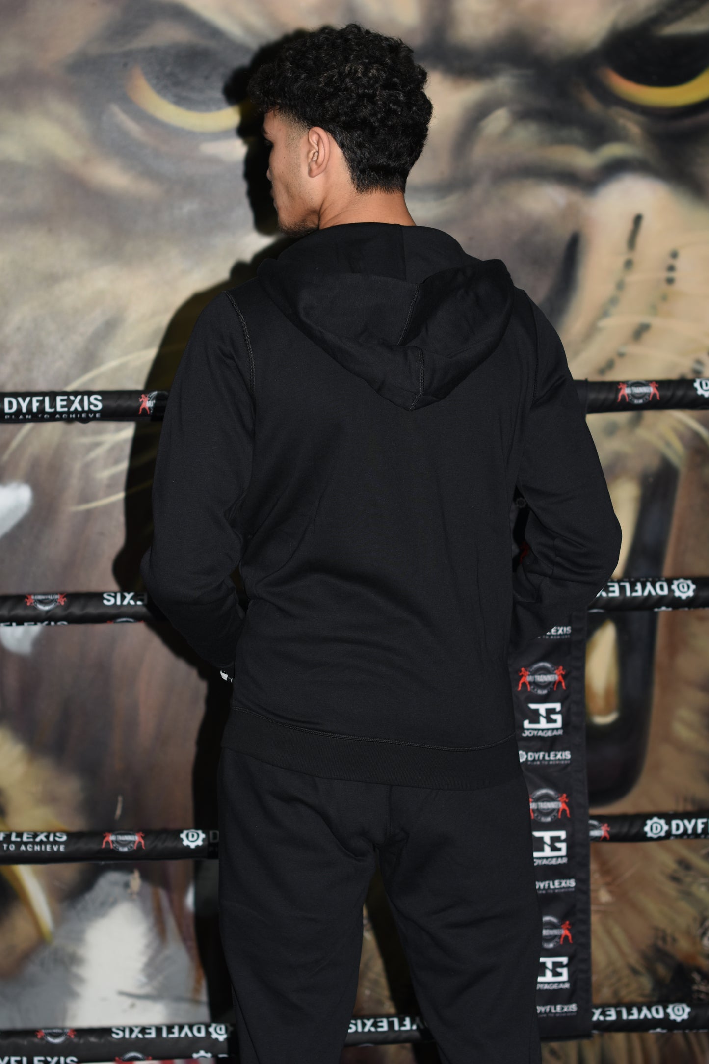 ASICS Tracksuit - Black